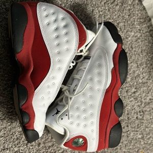 Retro Jordan 13 “Cherry” 2017